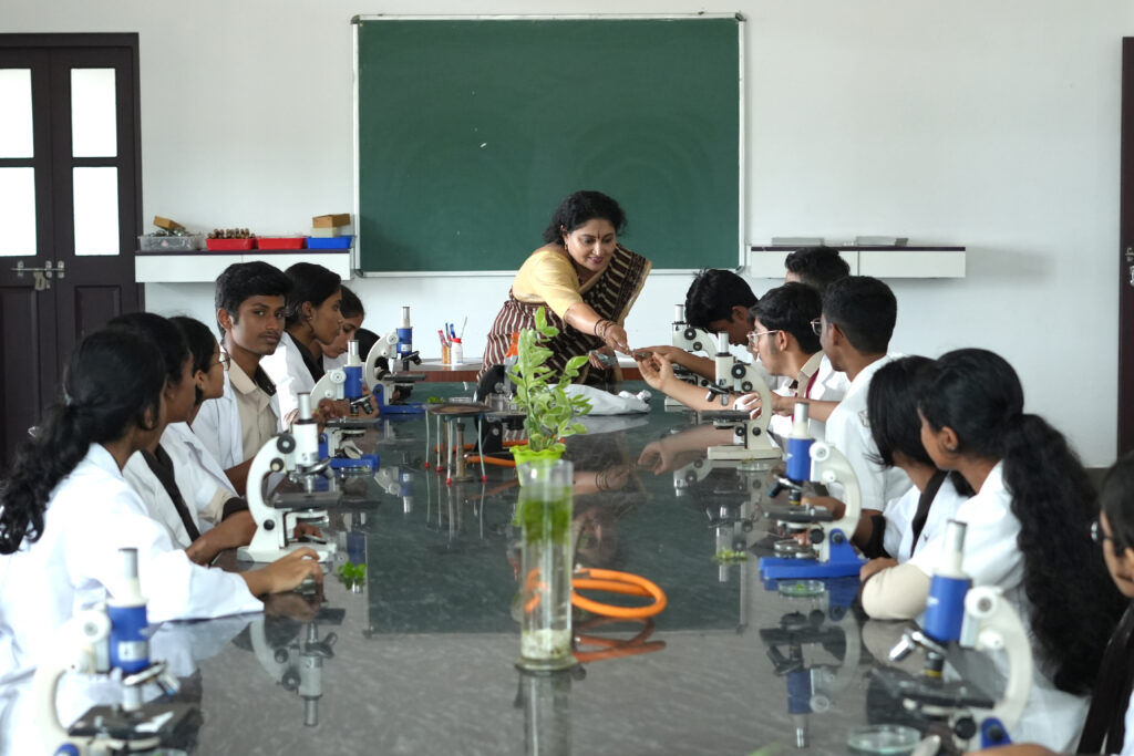 SH public School